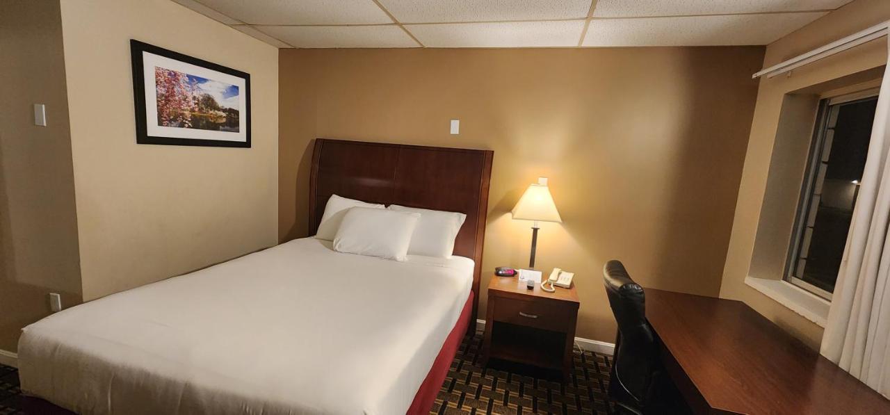 Nashoba Valley Inn & Suites Ayer Eksteriør bilde