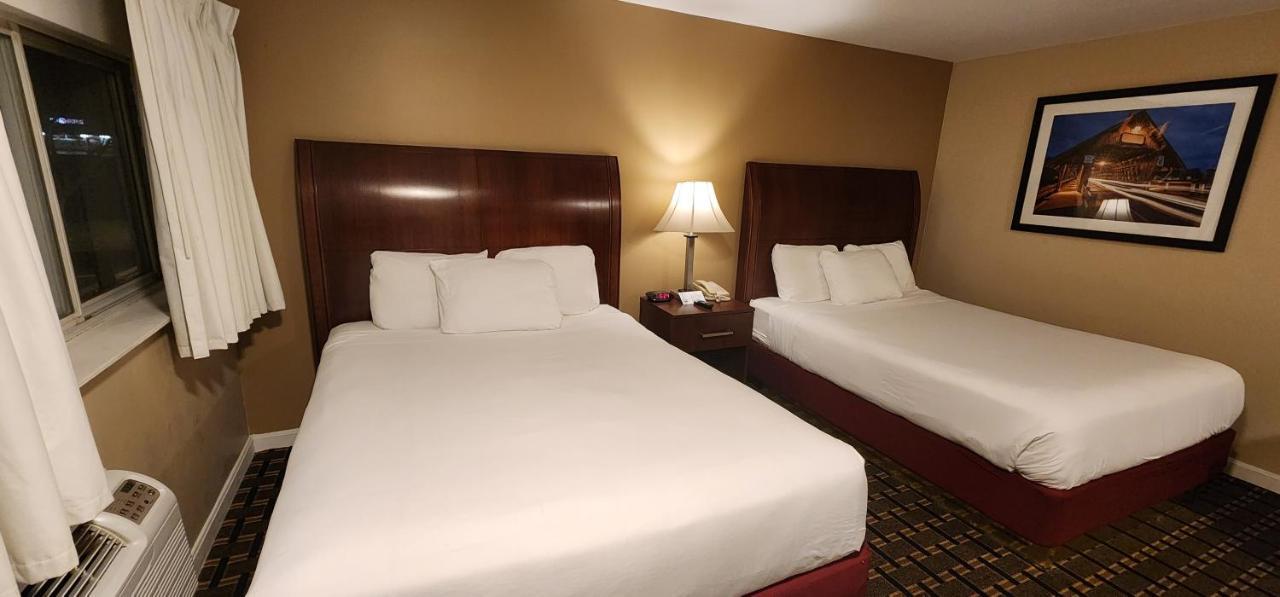 Nashoba Valley Inn & Suites Ayer Eksteriør bilde