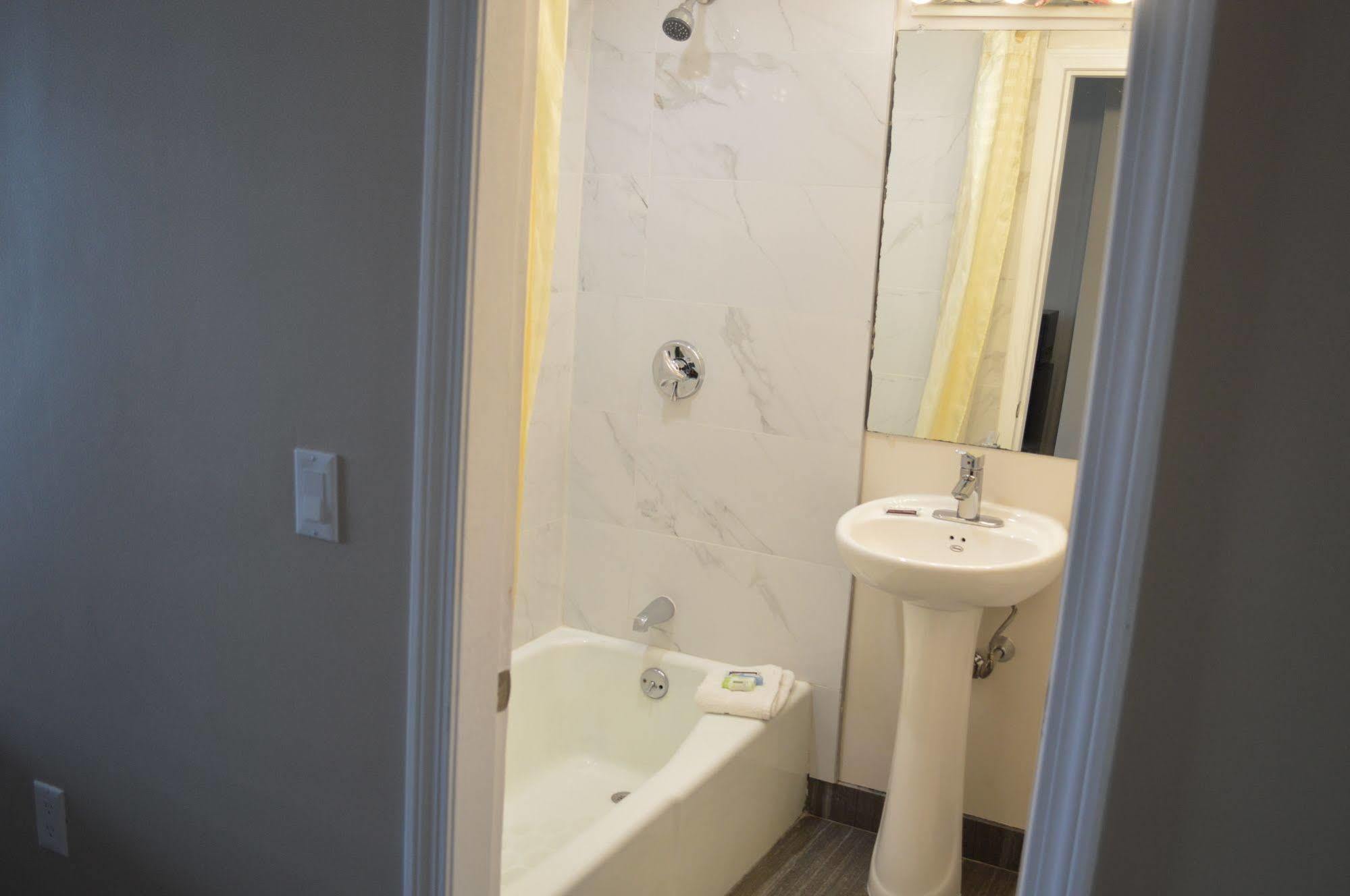 Nashoba Valley Inn & Suites Ayer Eksteriør bilde